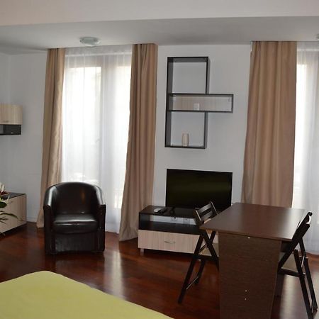 Bucharest Luxury Apartments Buitenkant foto
