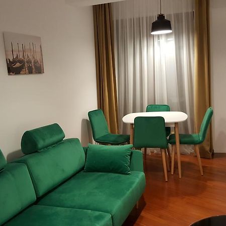 Bucharest Luxury Apartments Buitenkant foto