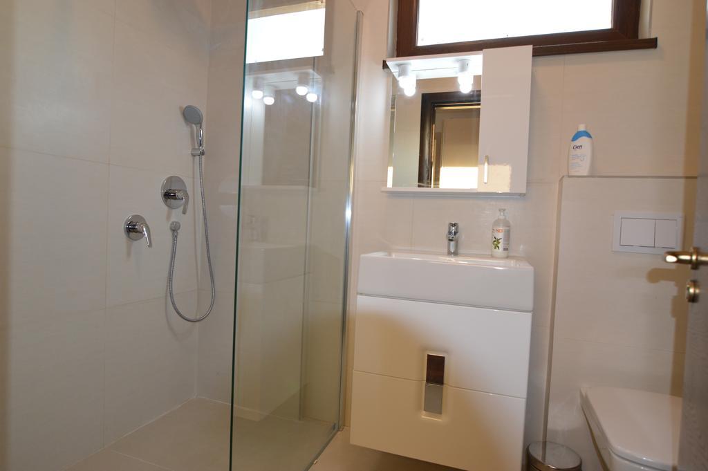 Bucharest Luxury Apartments Buitenkant foto